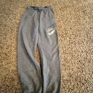 Nike gray joggers size small